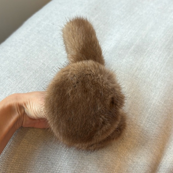 Surell Mink Fur Earmuffs With Halo Band in Luna - Picture 3 of 4